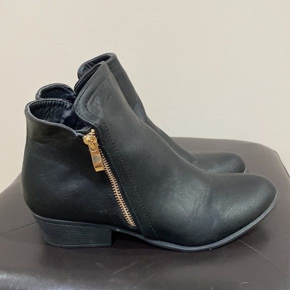 Top Moda Women’s Western Faux Leather Ankle Bootie, Sz 8.5 Medium - Picture 5 of 9